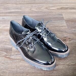 Shellys London Leather Platform Shoe Size 9.5